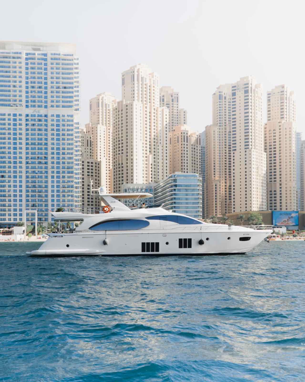Sunseeker Predator 70 charter in Dubai, photo 3
